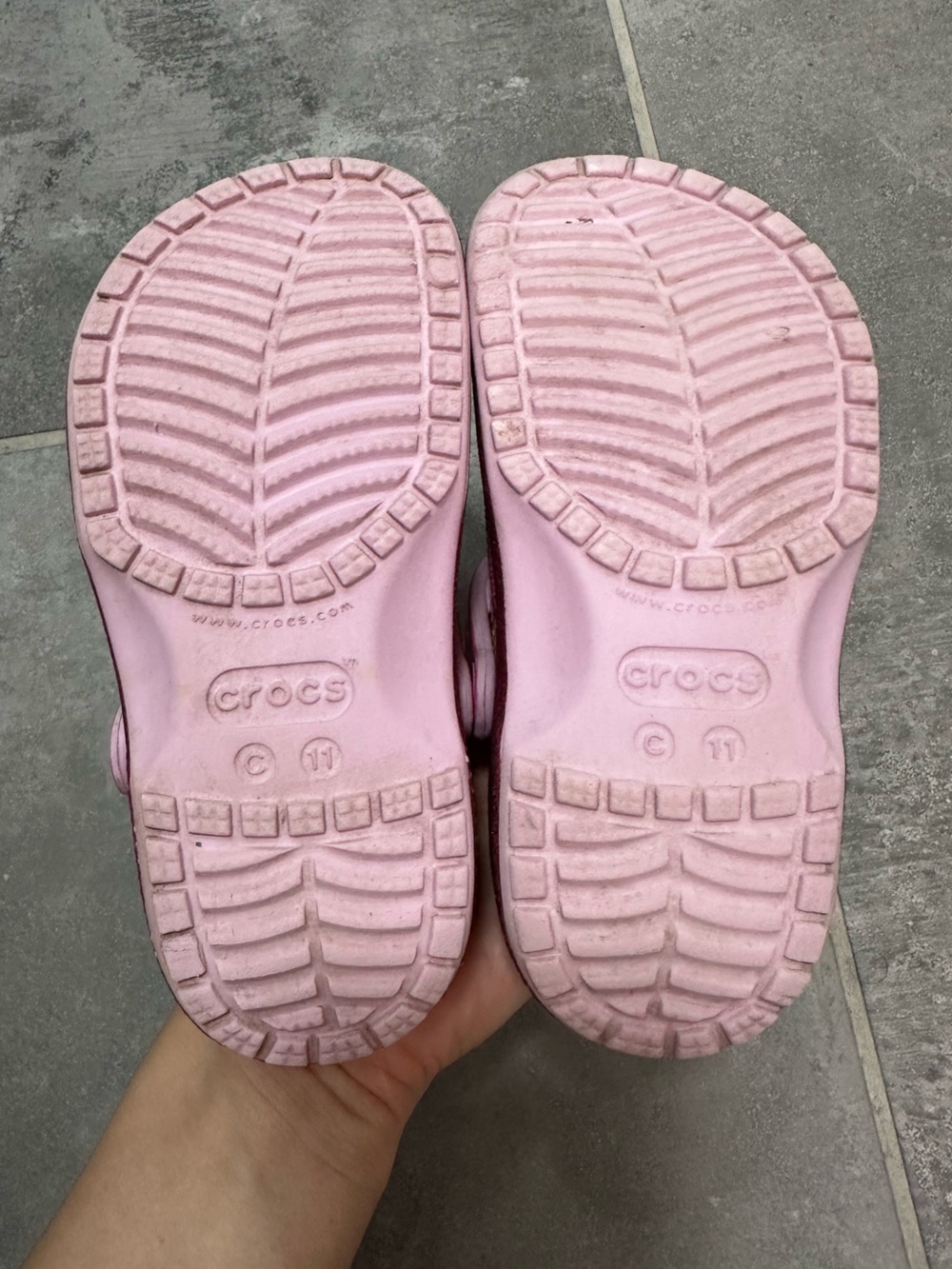 Crocs Disney Princess Classic Clog - Picture 6 of 8